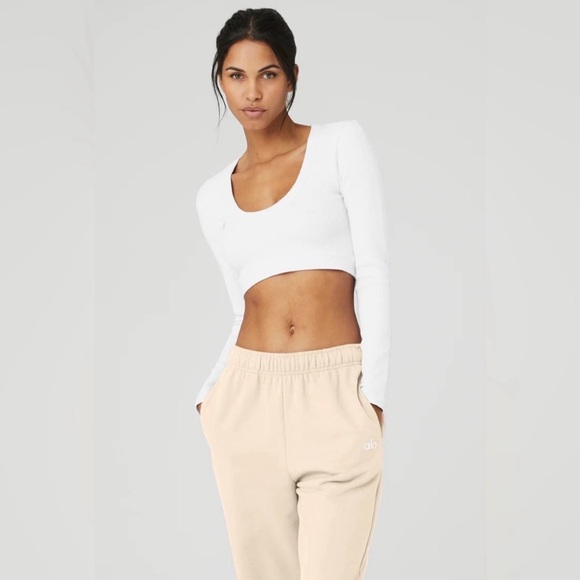 ALO Yoga Tops - ALO YOGA Seamless Ribbed Cropped Serene Long
Sleeve White Size: Small